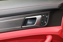 2023款保时捷Panamera