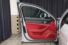 2023款保时捷Panamera