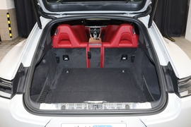 2023款保时捷Panamera