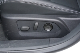 2023款凯迪拉克GT4