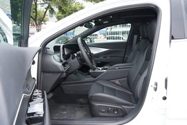 2023款凯迪拉克GT4