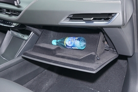 2023款凯迪拉克GT4