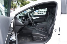 2023款凯迪拉克GT4