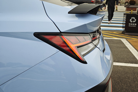 2023款现代伊兰特Elantra