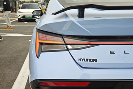 2023款现代伊兰特Elantra