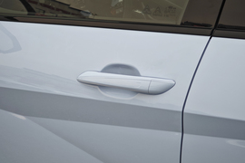 2023款现代伊兰特Elantra