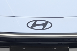 2023款现代伊兰特Elantra