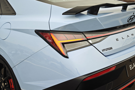 2023款现代伊兰特Elantra