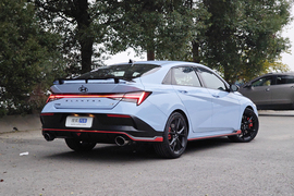 2023款现代伊兰特Elantra