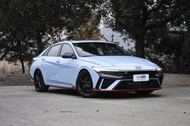 2023款现代伊兰特Elantra