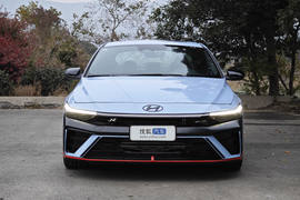2023款现代伊兰特Elantra