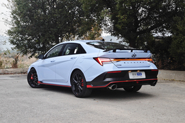 2023款现代伊兰特Elantra