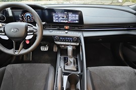 2023款现代伊兰特Elantra