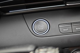 2023款现代伊兰特Elantra