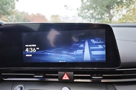 2023款现代伊兰特Elantra