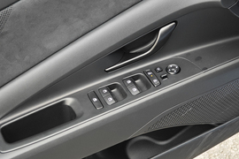 2023款现代伊兰特Elantra