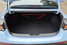 2023款现代伊兰特Elantra