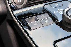 2024款丰田铂智4X