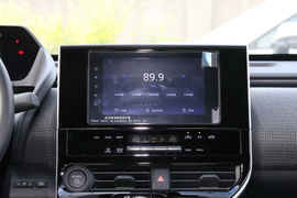 2024款丰田铂智4X