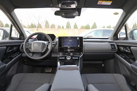 2024款丰田铂智4X