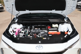 2024款丰田铂智4X