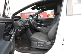 2024款丰田铂智4X