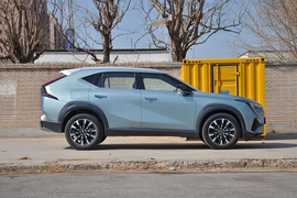 2022款广汽传祺影酷