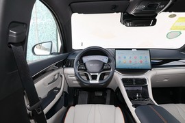 2024款比亚迪宋PLUS新能源