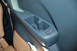 2024款广汽传祺E8