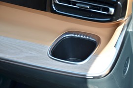 2024款广汽传祺E8