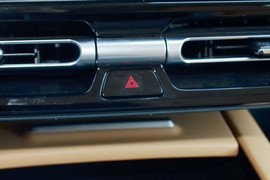 2024款广汽传祺E8