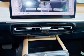 2024款广汽传祺E8