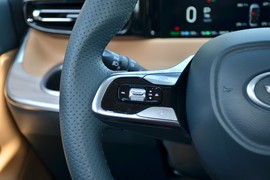 2024款广汽传祺E8