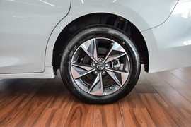 2023款广汽传祺M6