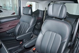 2023款广汽传祺M6