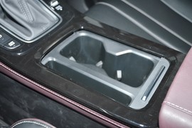 2023款广汽传祺M6