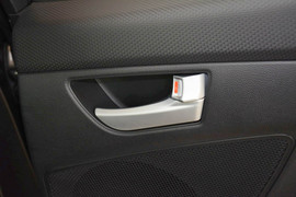 2012款现代飞思Veloster