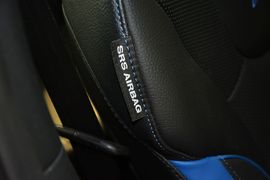 2012款现代飞思Veloster