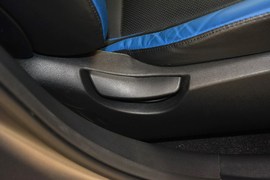 2012款现代飞思Veloster