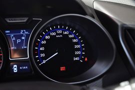 2012款现代飞思Veloster
