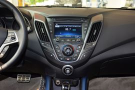 2012款现代飞思Veloster