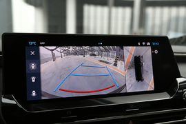 东风雪铁龙凡尔赛C5X旅不凡