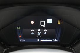 东风雪铁龙凡尔赛C5X旅不凡