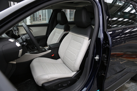 东风雪铁龙凡尔赛C5X旅不凡