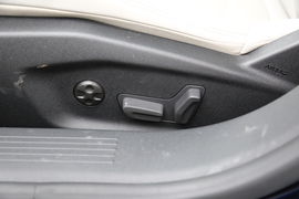 东风雪铁龙凡尔赛C5X旅不凡