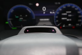 2024款丰田凯美瑞