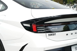 2024款现代索纳塔