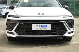2024款现代索纳塔