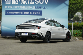 2024款现代索纳塔