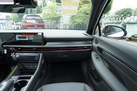 2024款现代索纳塔